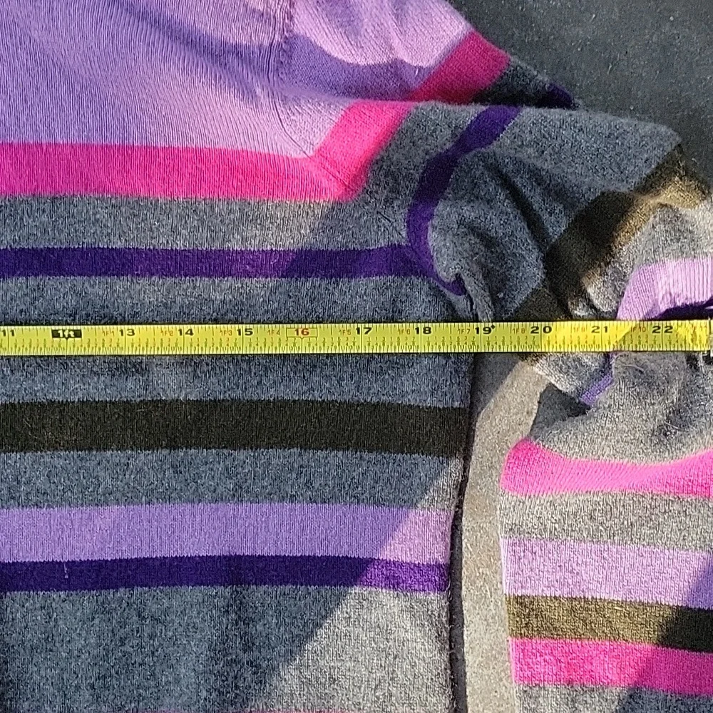 Carlisle Cashmere Sweater - Picture 7 of 8